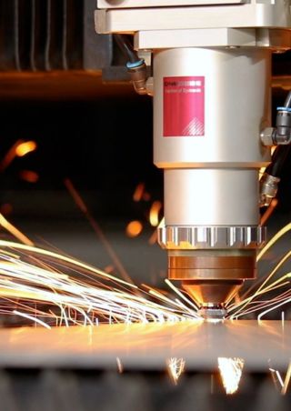 LaxunShop Lemezmegmunkáló gépek és alkatrészek kereskedelme, szakszervíz.